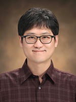 Kwangwon Ahn (安光元)个人照片