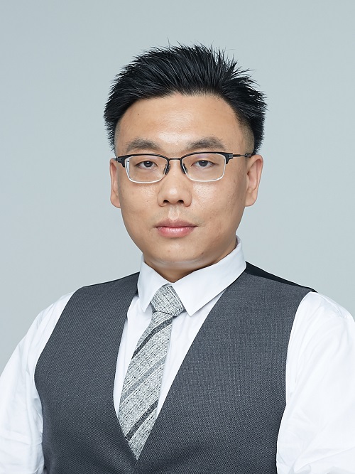汤一诺个人照片