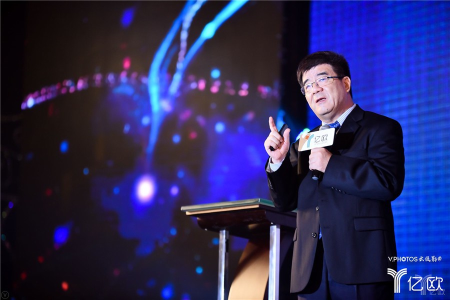 海闻,海闻,AI,北京大学,产业创新